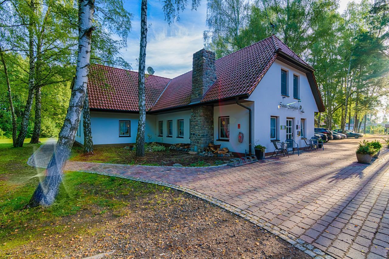 Seehotel Schorfheide Althüttendorf エクステリア 写真