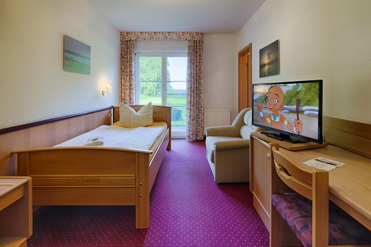 Seehotel Schorfheide Althüttendorf エクステリア 写真